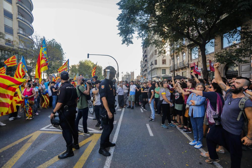 Manifestación 9 d'Octubre Valencia: tensión y altercados