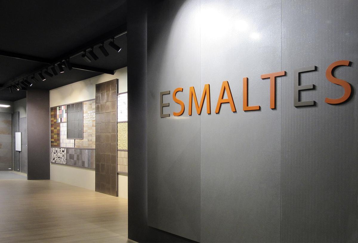 Esmaltes presenta un ‘showroom’ renovado