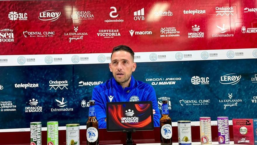 El Extremadura de Rocha busca enderezar su rumbo