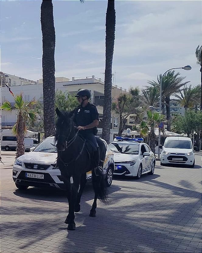 Policía montada de la Playa de Palma
