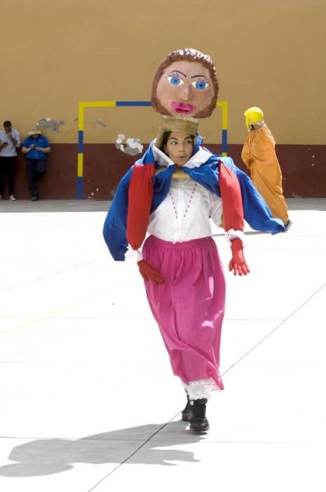 FIESTA DIA DE CANARIAS EN EL COLEGIO AGUADULCE