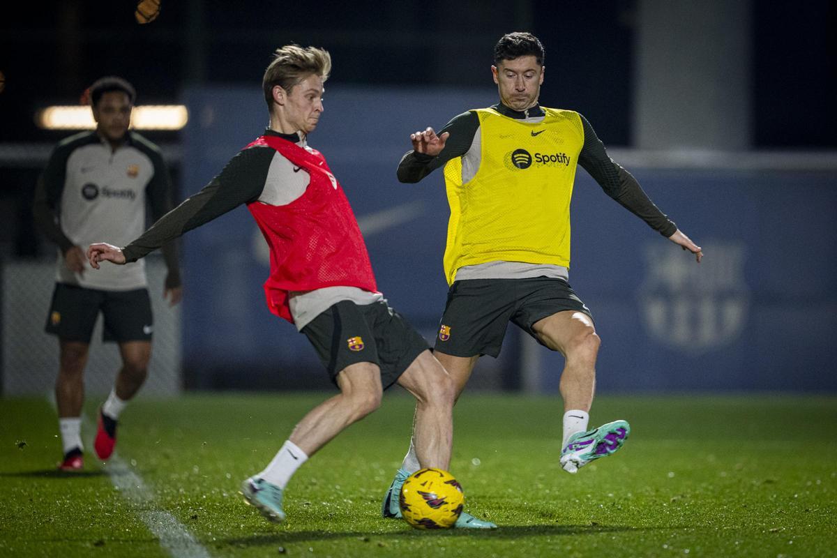 ¡Vitor Roque ya es uno más! Las mejores imágenes de su primer entrenamiento ¡Vitor Roque ya es uno más! Las mejores imágenes de su primer entrenamiento
