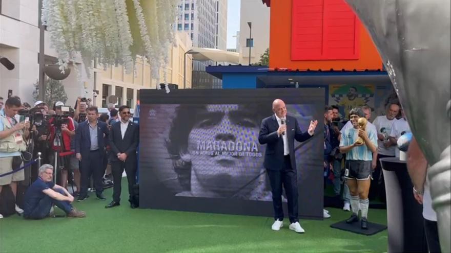 Infantino promete que habrá un Dia Maradona en cada Mundial