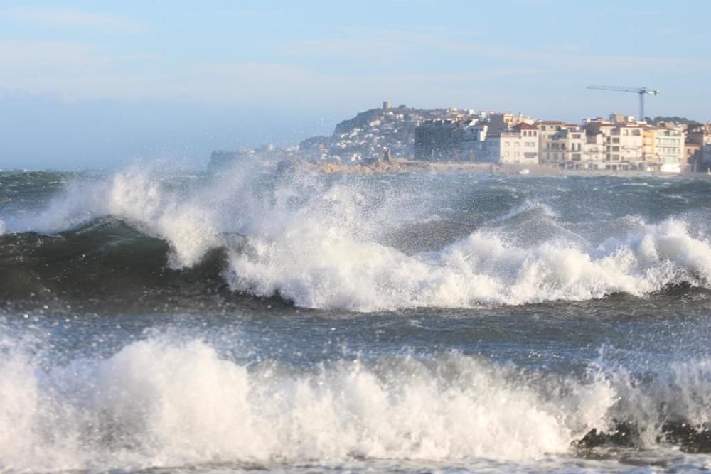 Episodi de tramuntana i mala mar a l'Empordà