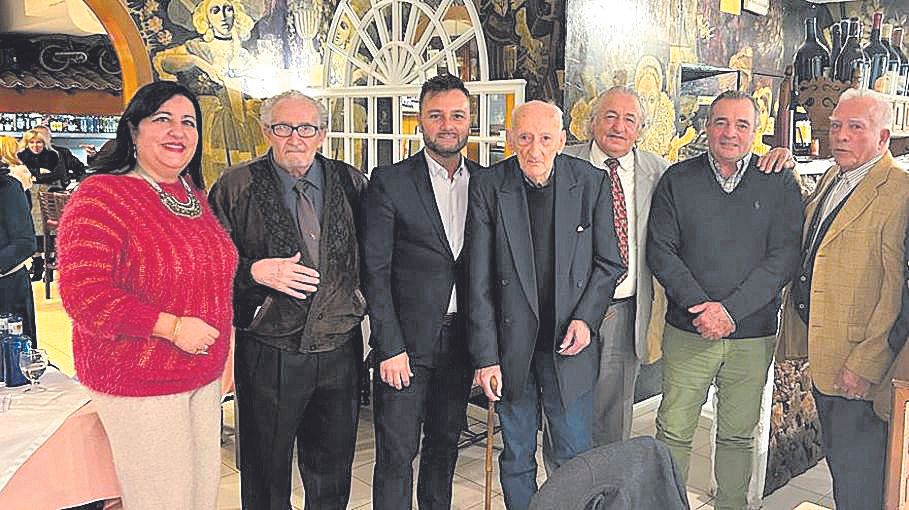 Juan Valles, Miguel A. Puertas, José Aranda, Gabriel Nadal, José Barceló e Isidoro Ruiz.