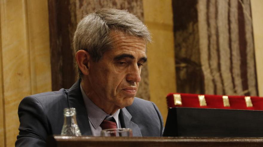 El lletrat Antoni Bayona aquest dijous al ple del Parlament