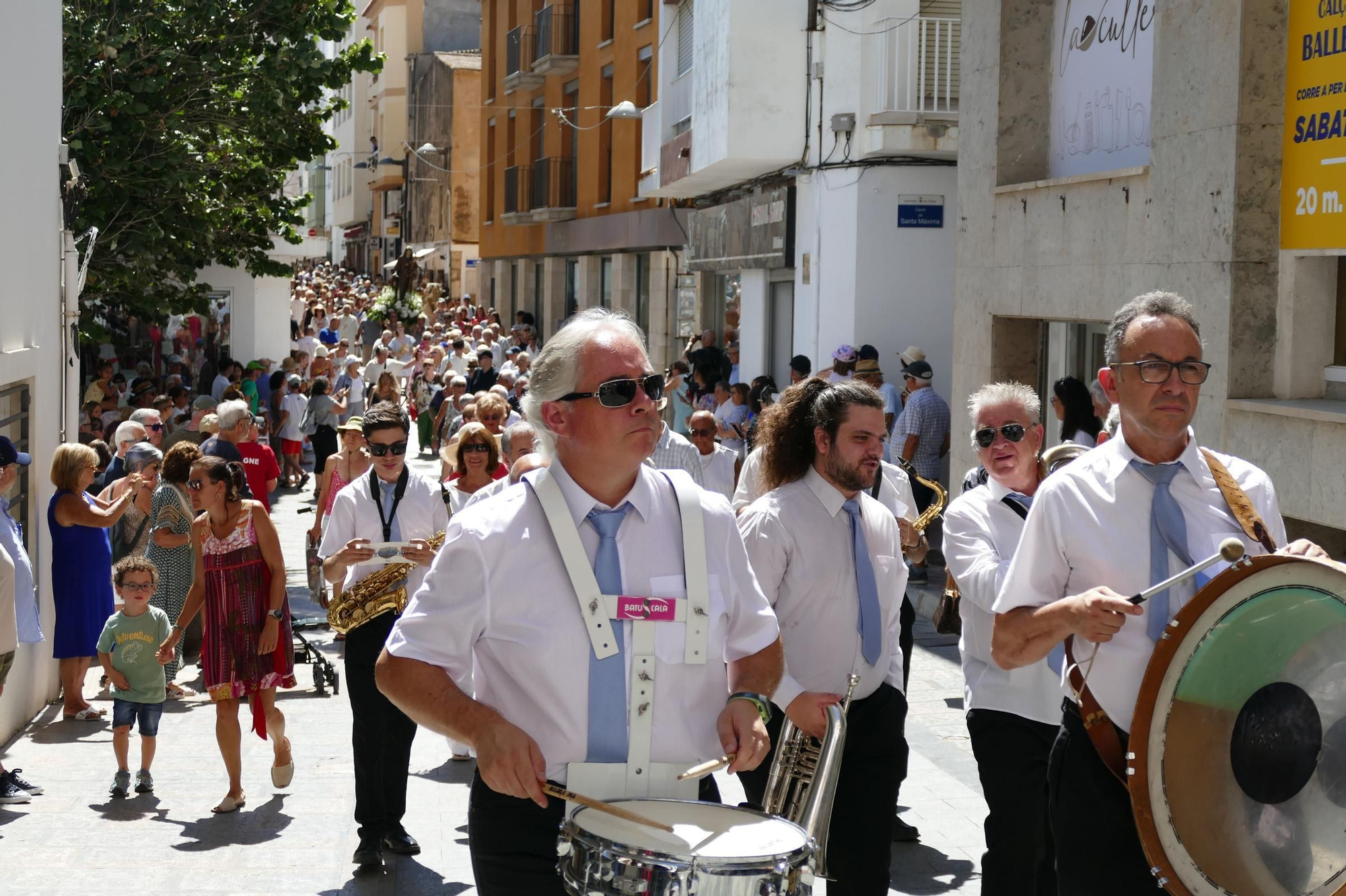 L'Escala commemora la Festa del Carme amb un sentit homenatge a les persones grans i a les seves arrels marineres