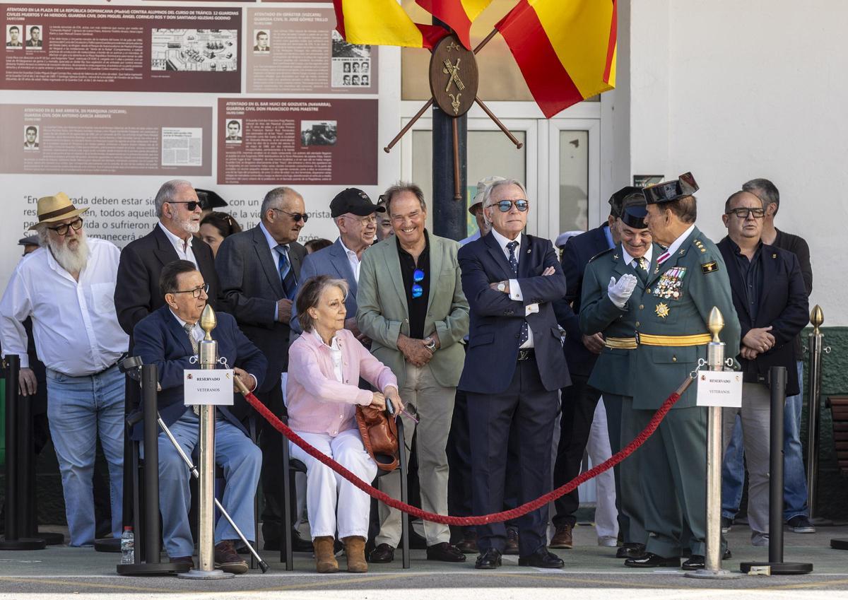 La Guardia Civil celebra en Alicante el 182 aniversario de su fundación