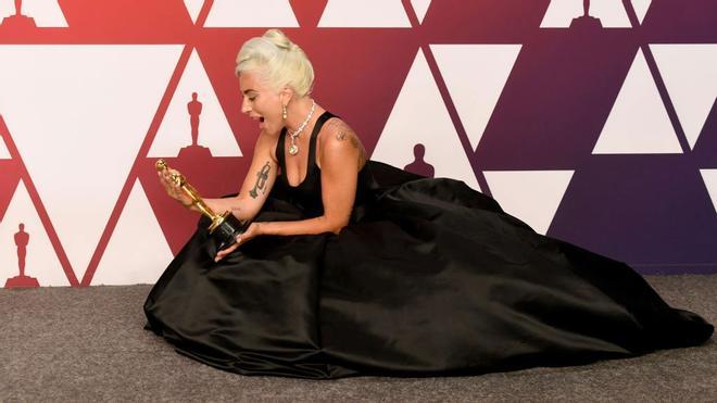 Lady Gaga, emocionada con su Oscar en la 91 edición