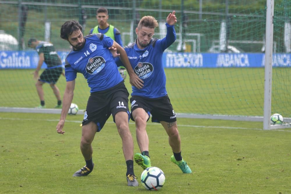 El internacional suizo se ha reincorporado este martes a los entrenamientos del Deportivo para preparar el partido ante la Real Sociedad.