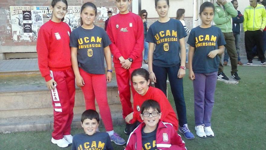 Un grupo de atletas del equipo UCAM-Athleo.