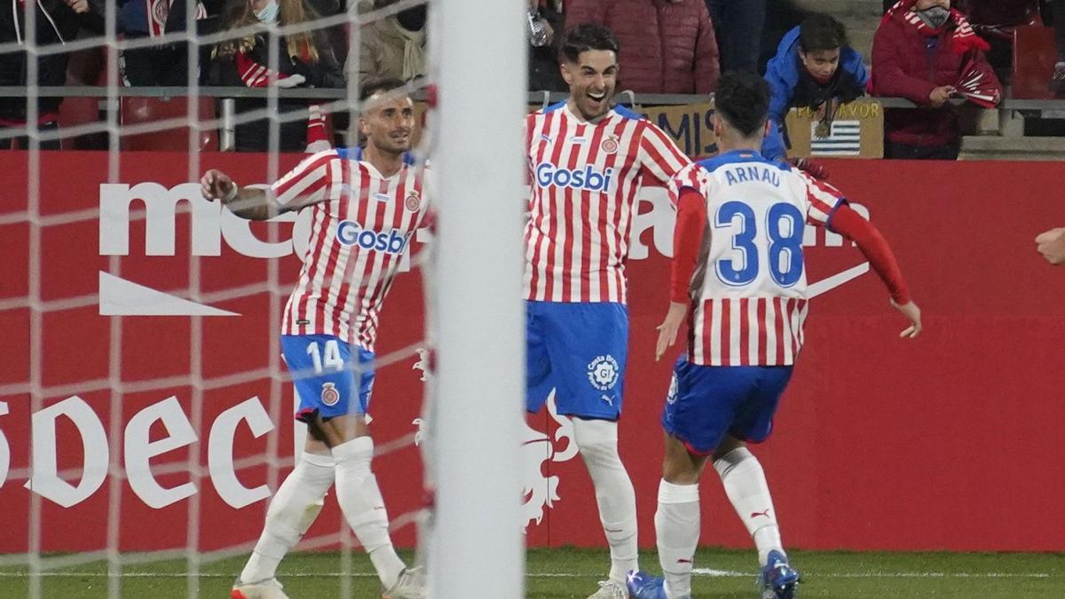 Juanpe celebra el gol que va marcar contra el Burgos