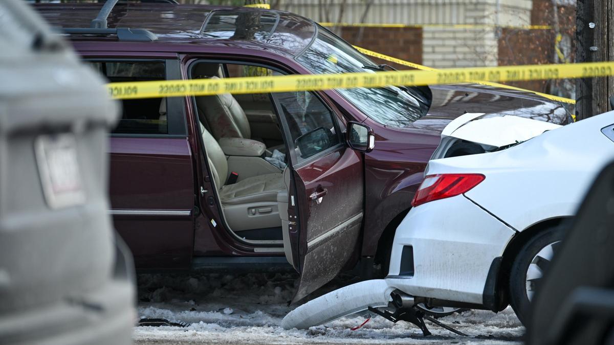 Este es el momento en el que un agente del ICE dispara contra una mujer en Mineápolis