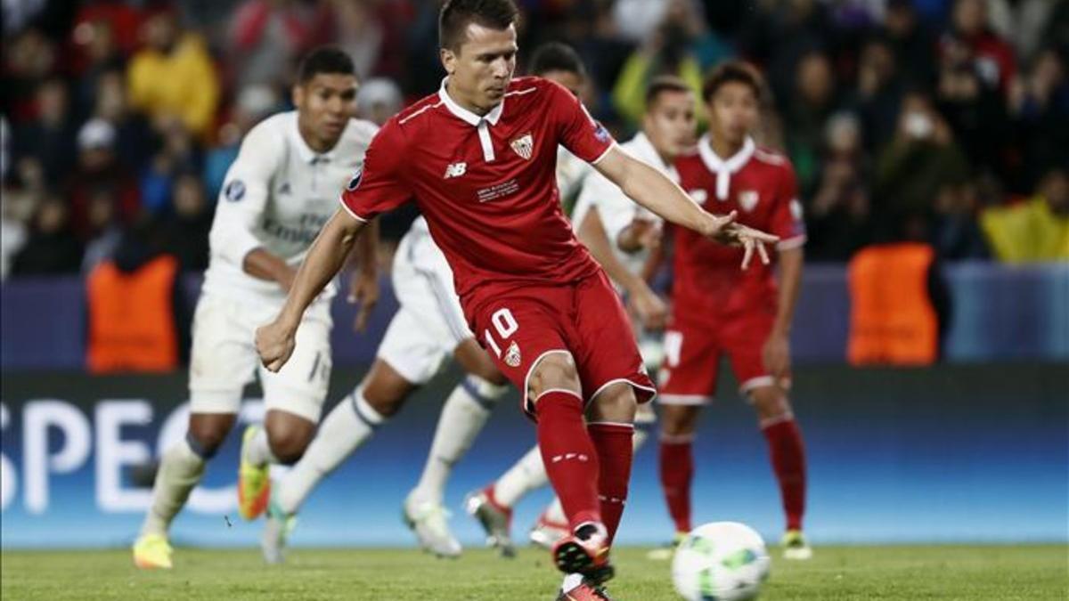 Konoplyanka llegó al Sevilla el verano de 2015 y tiene contrato hasta 2019