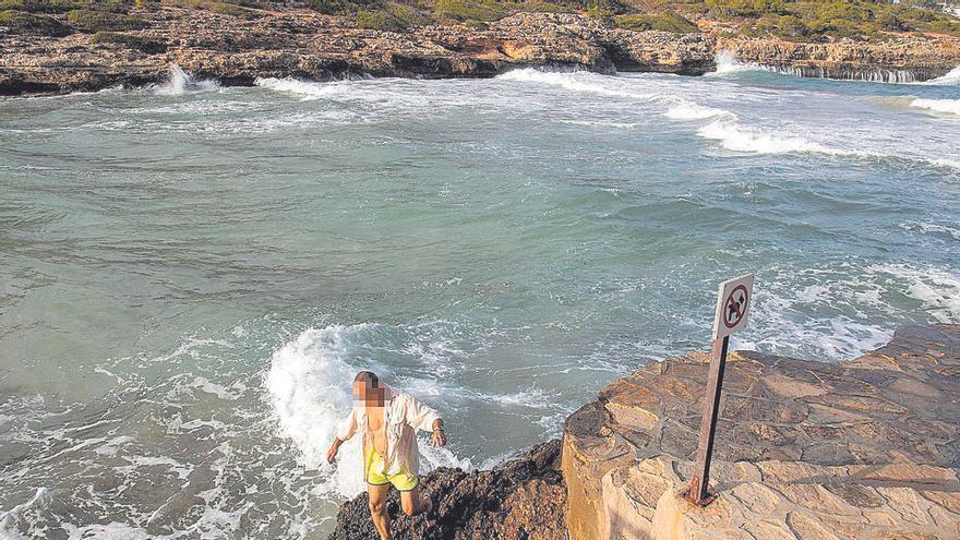 Tragödie vor Cala Mandia an der Ostküste von Mallorca: zwei deutsche Urlauberinnen ertrunken