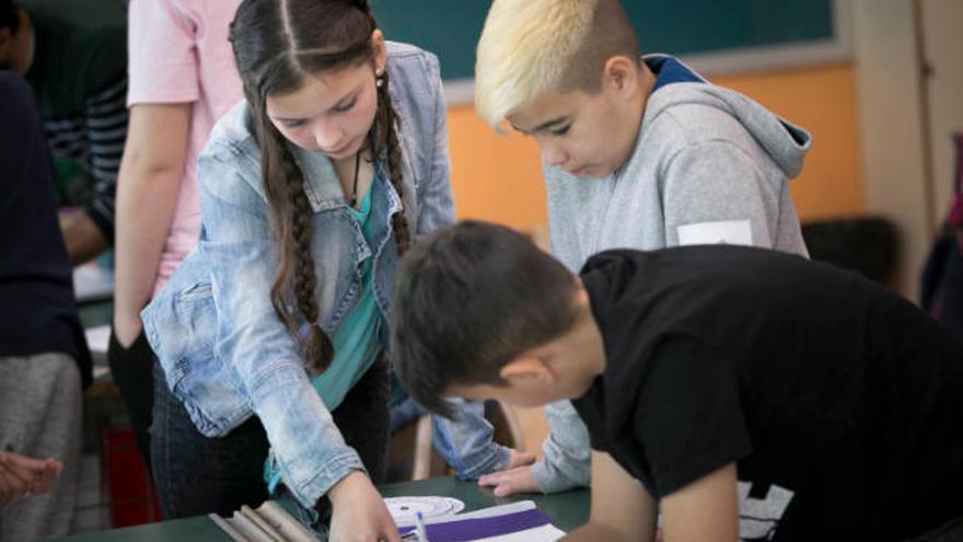 Alumnos del CEIP San Luis Gonzaga en una de las actividades complementarias durante el pasado curso escolar.