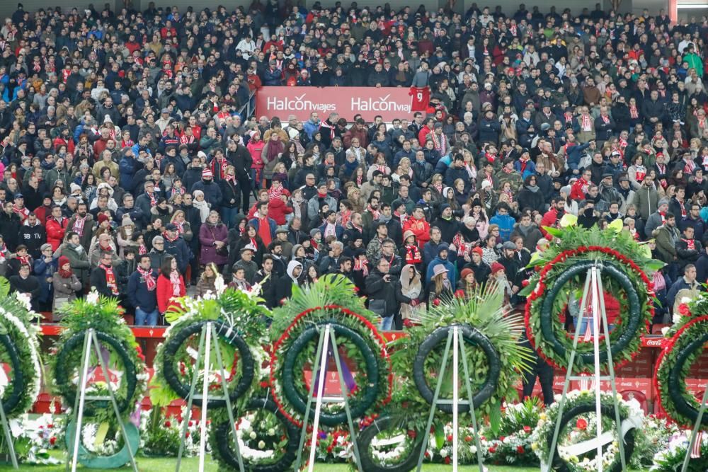 Miles de personas despiden a Quini en un abarrotado estadio de El Molinón