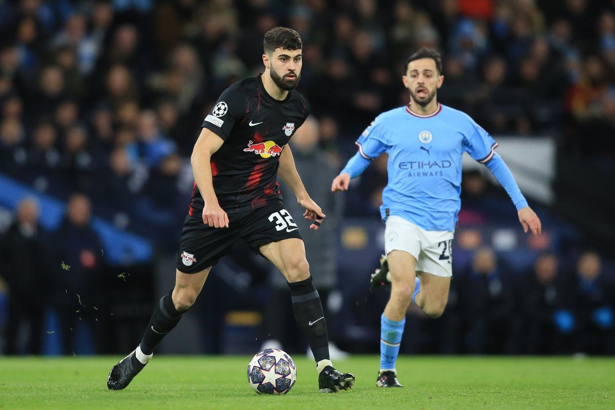 Josko Gvardiol y Bernardo Silva, durante el duelo City-Leipzig de la pasada temporada en la Champions.