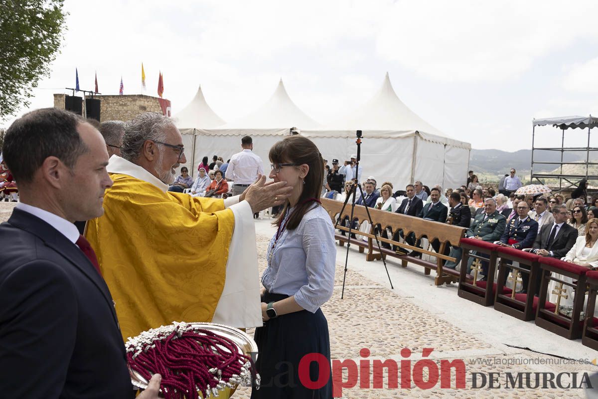 Fiestas de Caravaca | Imposición de cruces a los nuevos hermanos cofrades de la Vera Cruz