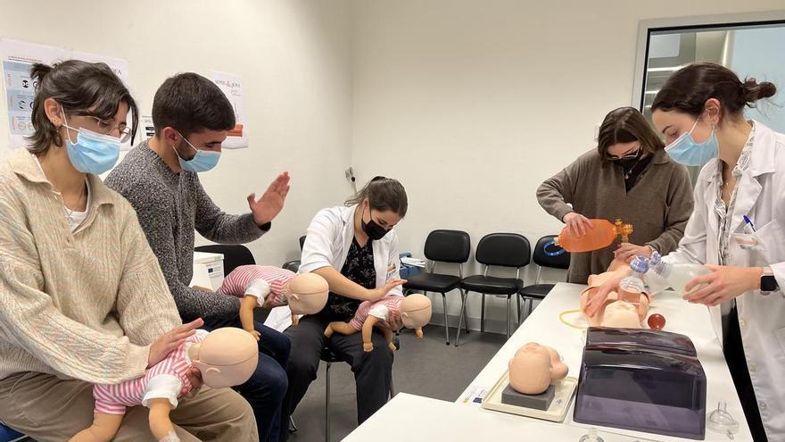 El Chuvi aspira a tener alrededor de cuarenta profesores asociados para impartir sexto de Medicina