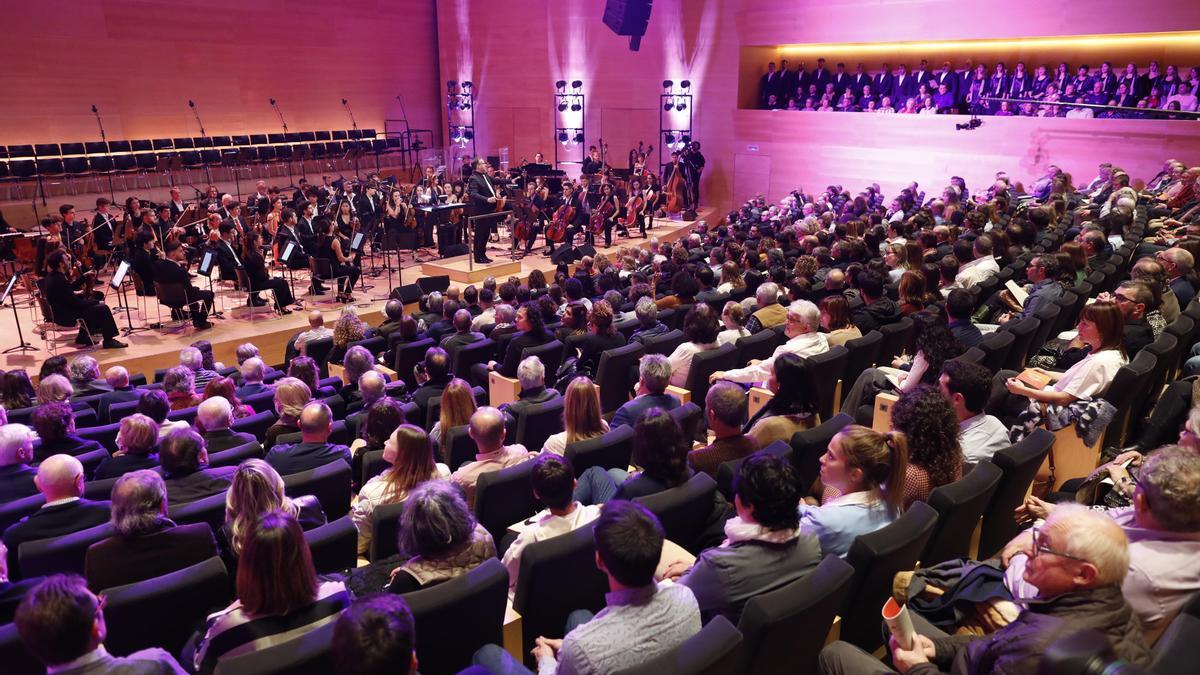 Un concert de la Simfònica de Cobla i Corda a l'Auditori, l'any passat.