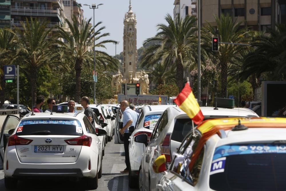 Huelga de taxistas en Alicante