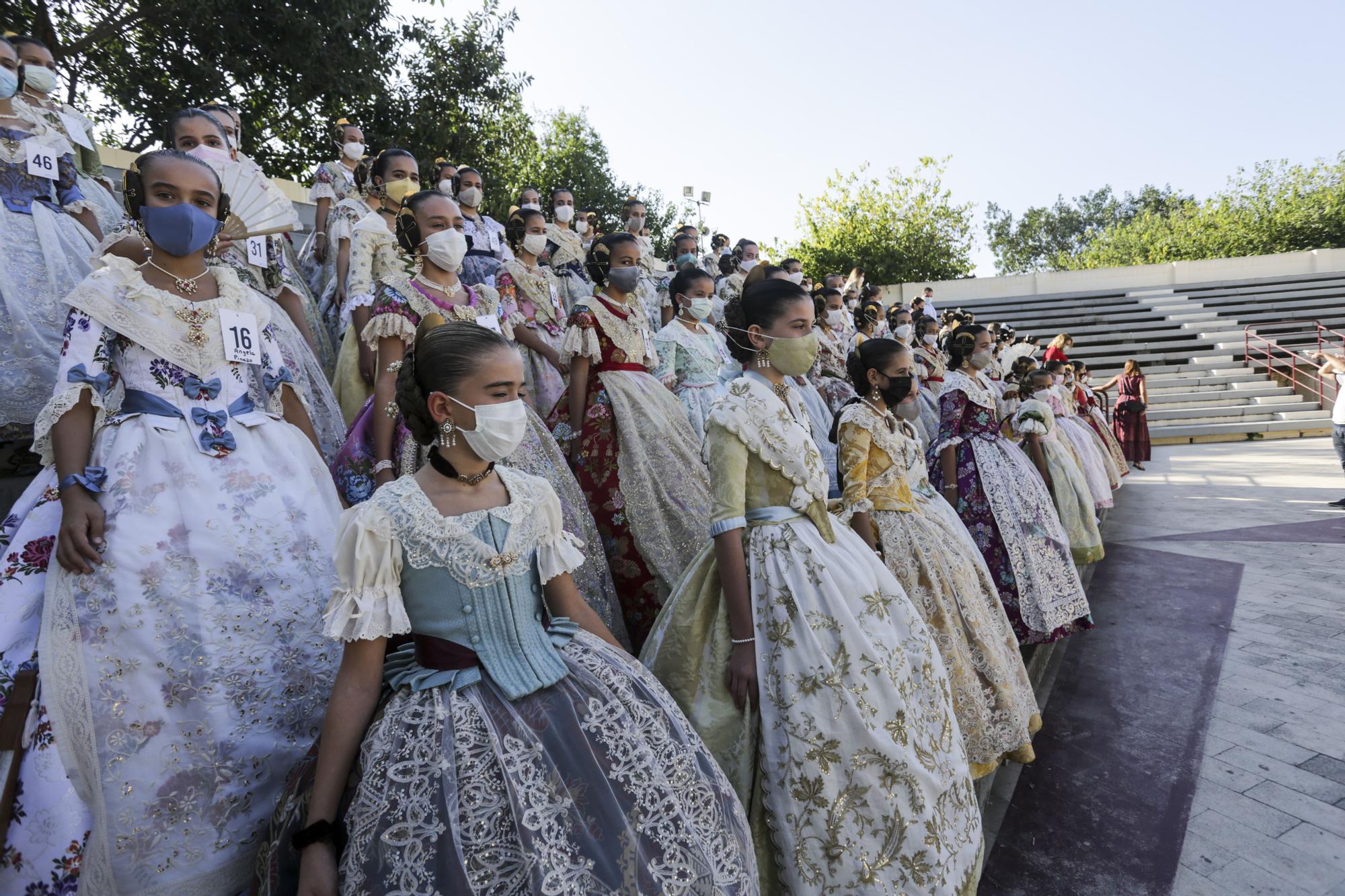 La foto oficial de las aspirantes a fallera mayor infantil de València