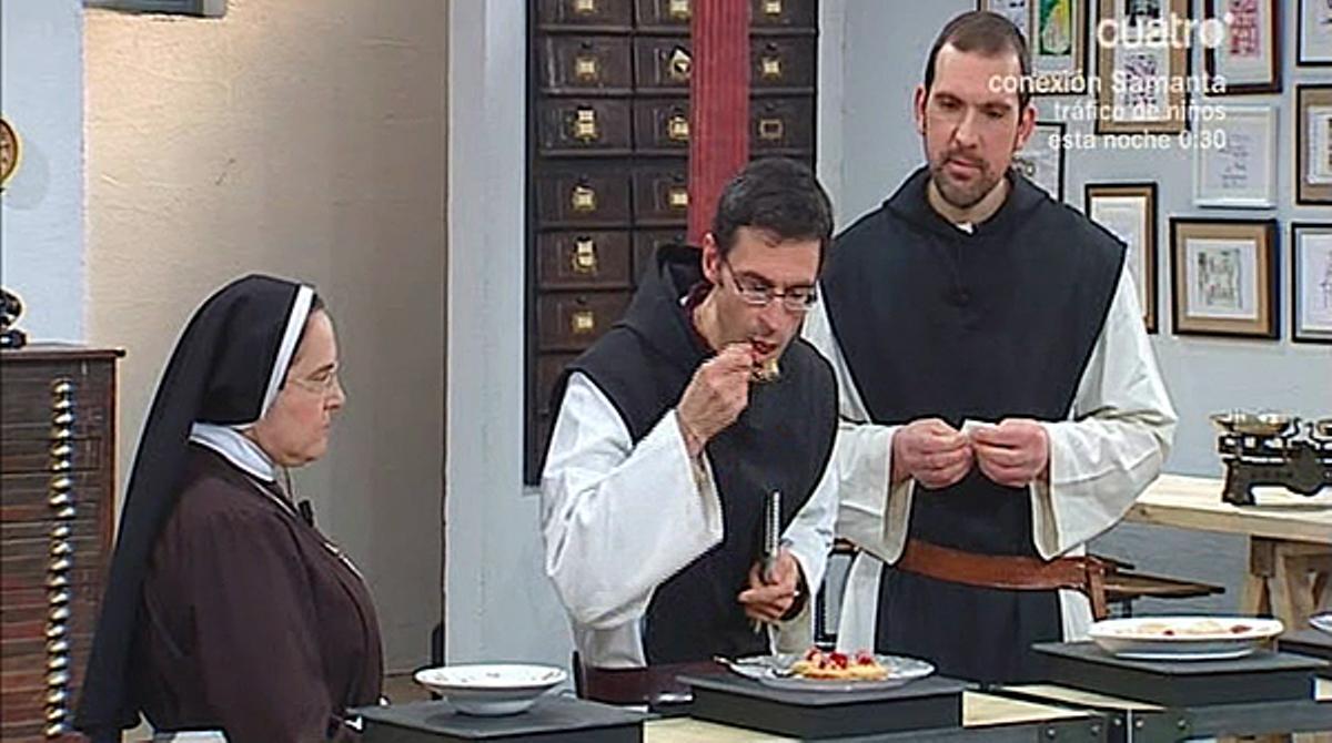 Tu i jo som tres. Per Ferran Monegal. Empassant-se dolços pastissets
