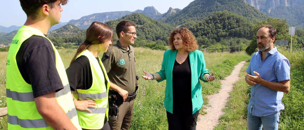 El Govern incorpora 17 informadors als espais naturals de la Catalunya Central per lluitar contra l'incivisme