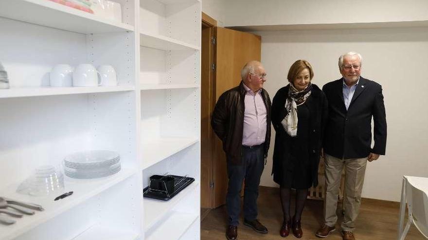 Cruz Roja recibe a los primeros 4 refugiados en los miniapartamentos de la calle Jovellanos