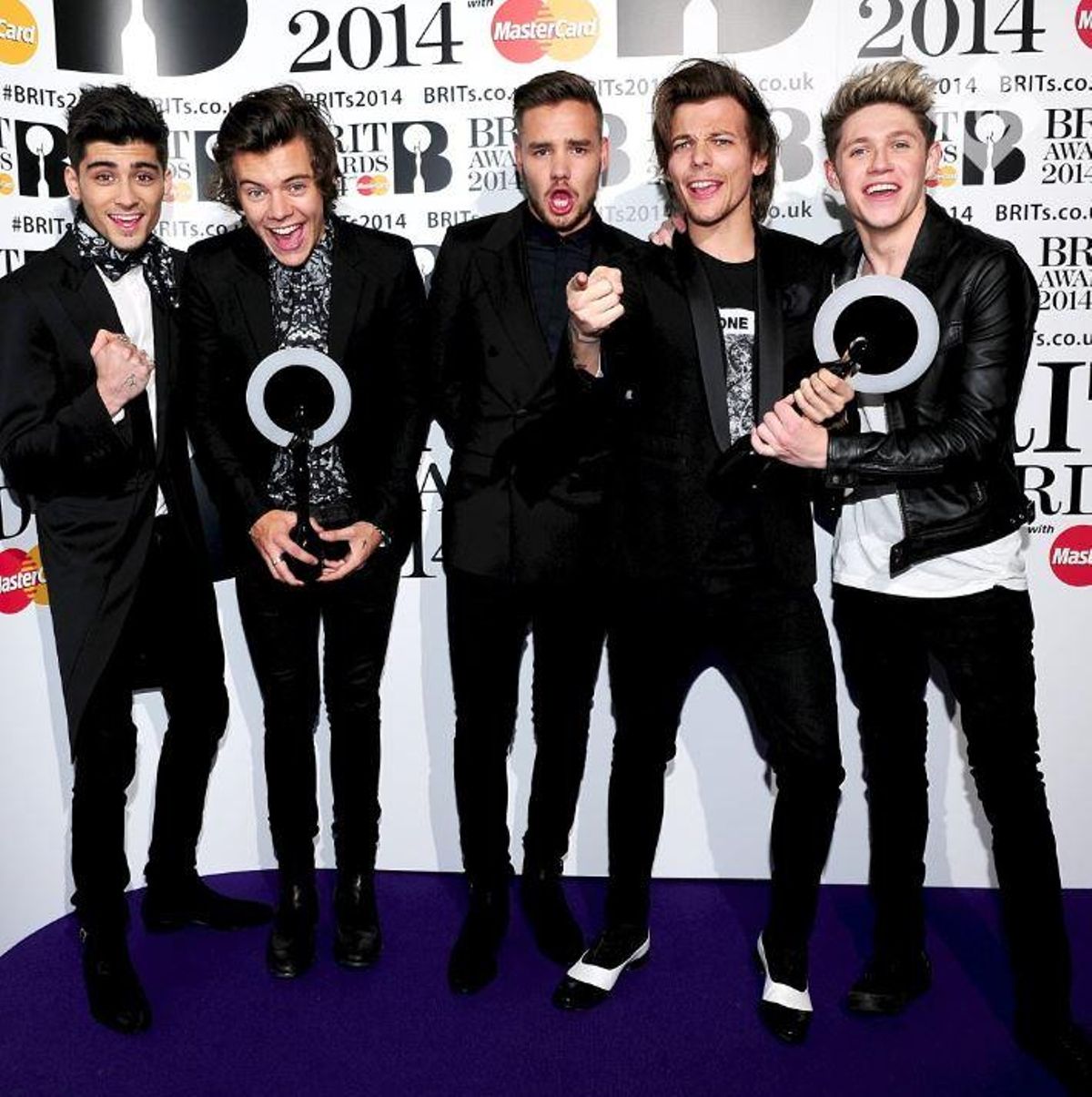 One Direction batiendo records de premios en los British Awards 2014 One Direction batiendo records de premios en los British Awards 2014