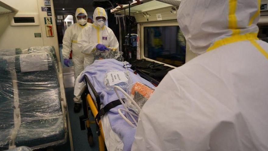 El ministerio habilita trenes medicalizados pero puede que no se usen al comprar respiradores