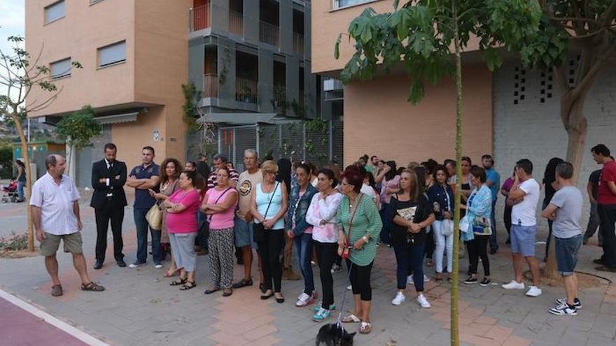 Imagen de la concentración, que tuvo lugar ayer en la avenida Antonio Soler de la capital.