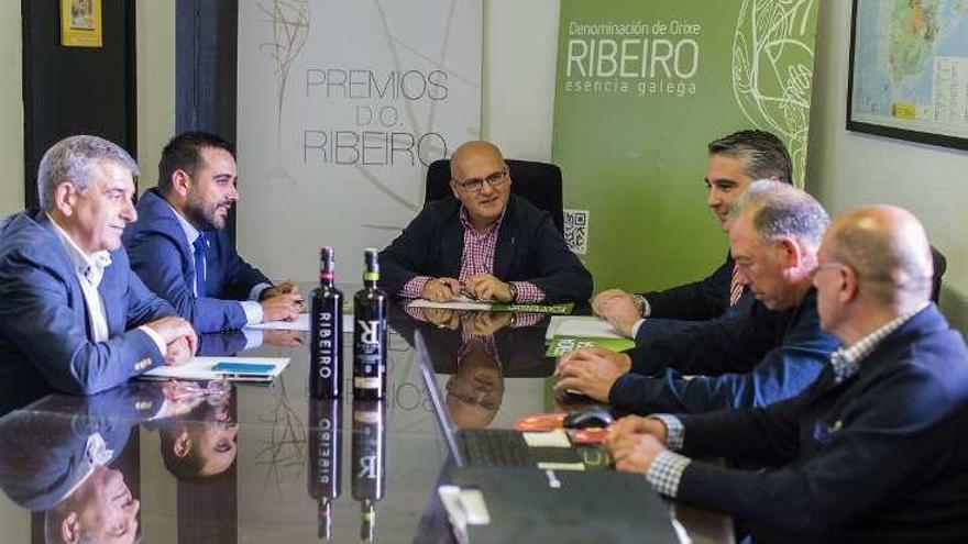 Reunión de Baltar con los presidentes de las D.O. // FdV