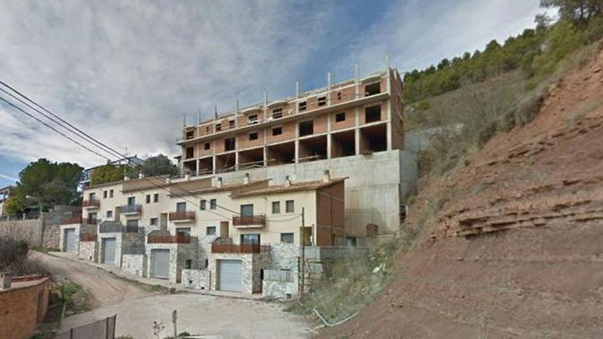 Quatre cases d’alt nivell renoven un projecte aturat fa anys a Moià