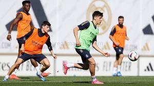 Arda Güler, jugador del Real Madrid, este mismo martes antes de lesionarse.