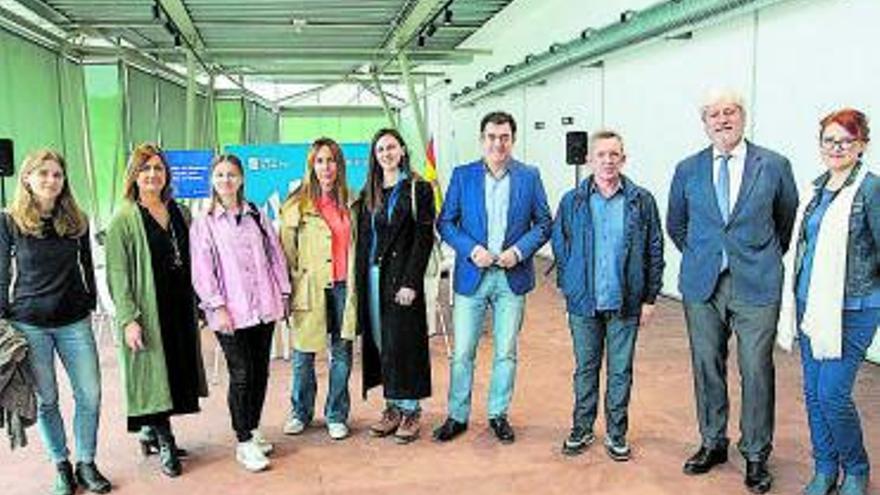 Galicia facilita la integración de alumnos ucranianos con seis auxiliares de conversación