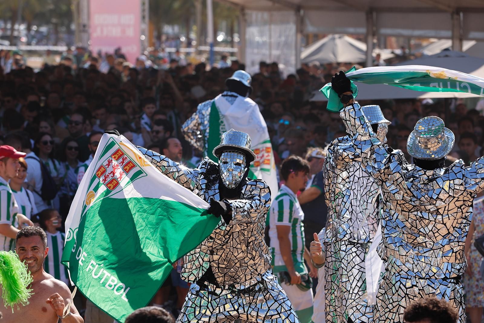El Córdoba CF vuelve a Segunda / Las mejores imágenes de una noche para la historia