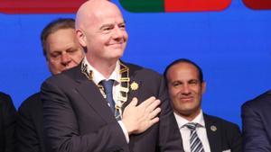 Infantino anticipa que la FIFA abordará en su congreso en Bangkok el problema del racismo