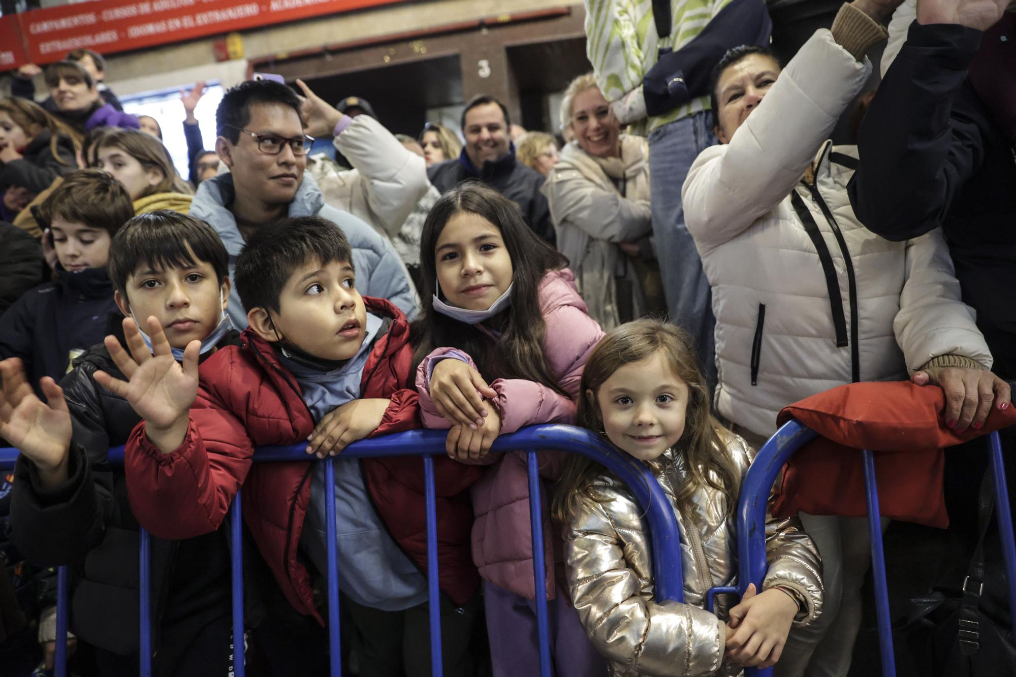 En imágenes: Así fue la multitudinaria cabalgata de Oviedo