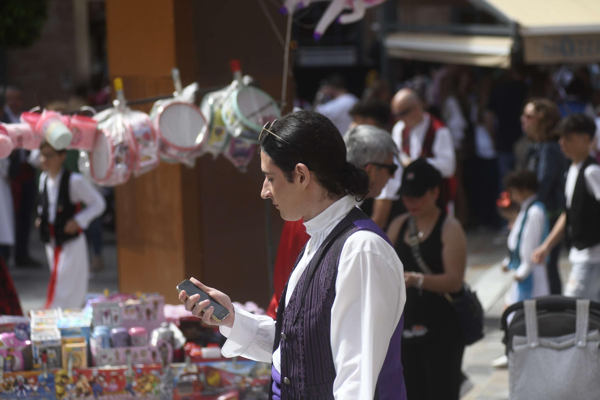 Ambiente en las calles del centro de Murcia durante el Bando de la Huerta (II)