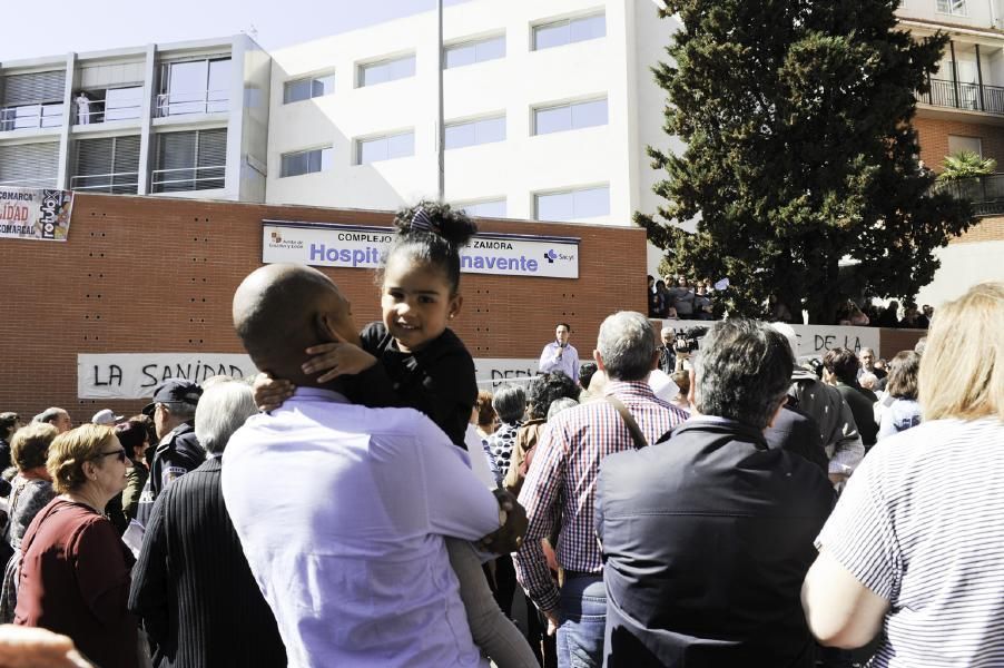 Manifestación en defensa de la sanidad en Benavent