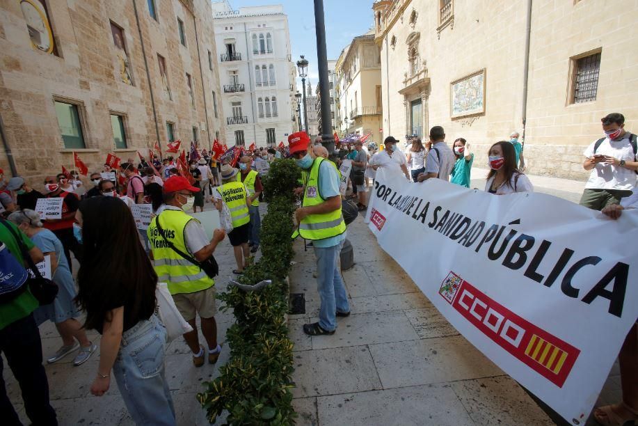 Los sindicatos piden rescatar personas, empleos y salarios