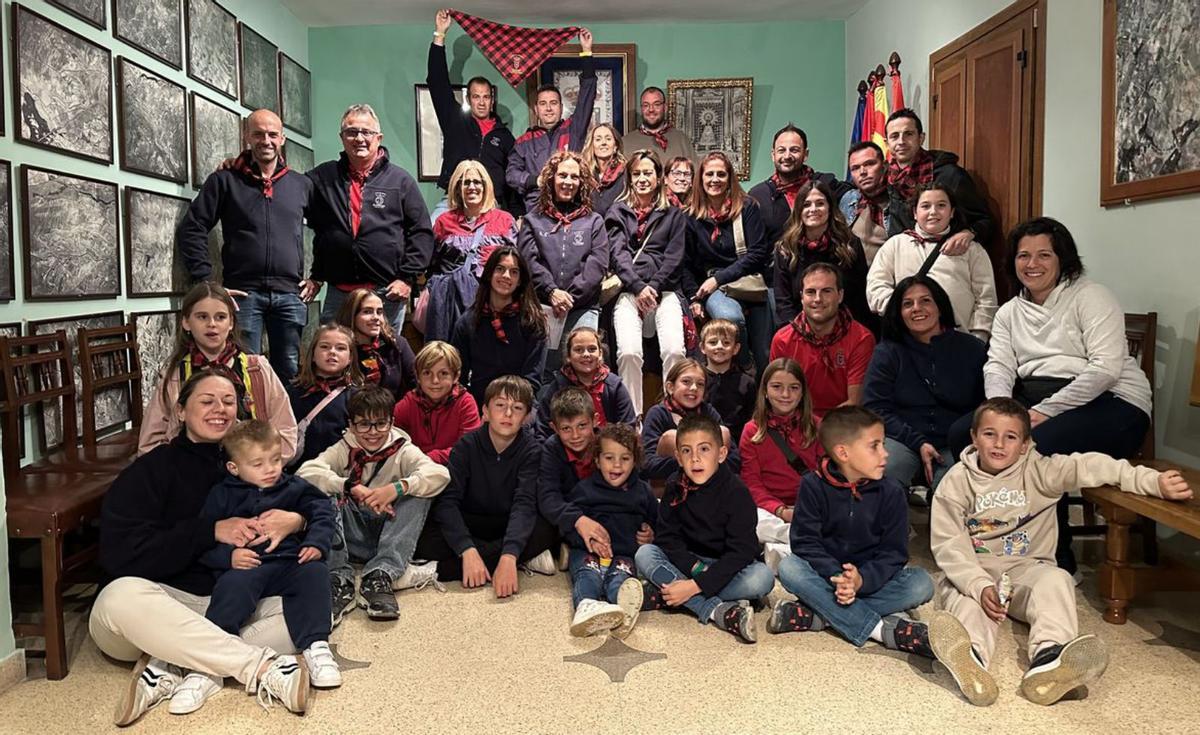 Concierto de Los Vespinos con versiones desde los años 80 hasta la actualidad.