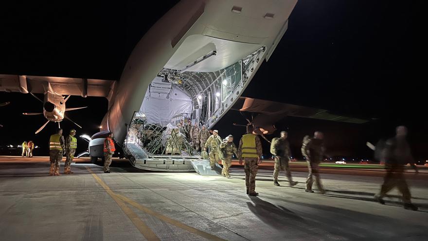 La comunidad internacional comienza a evacuar a sus ciudadanos de Sudán