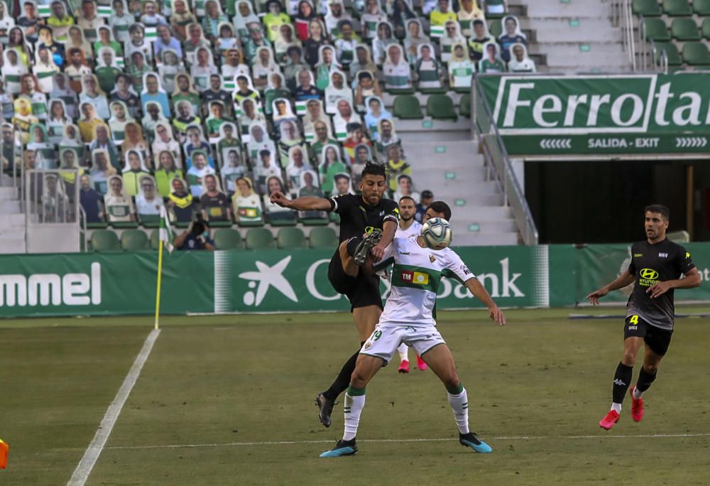 Los franjiverdes no pasan del empate frente a un Extremadura que fue mejor en muchos momentos del partido.
