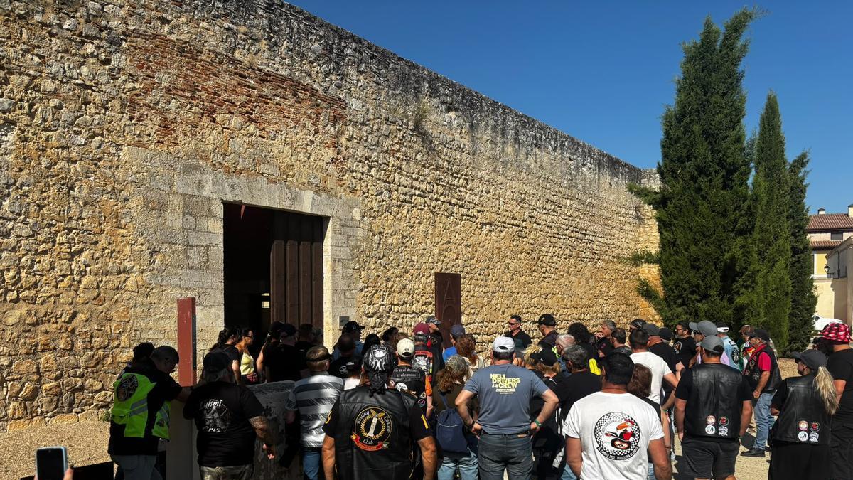 GALERÍA | Los moteros de Ruedas Raras disfrutan de la cultura y la gastronomía de Toro