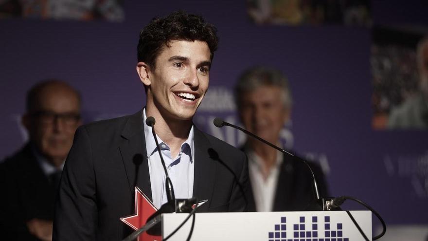 Marc Márquez recibe un premio en Madrid