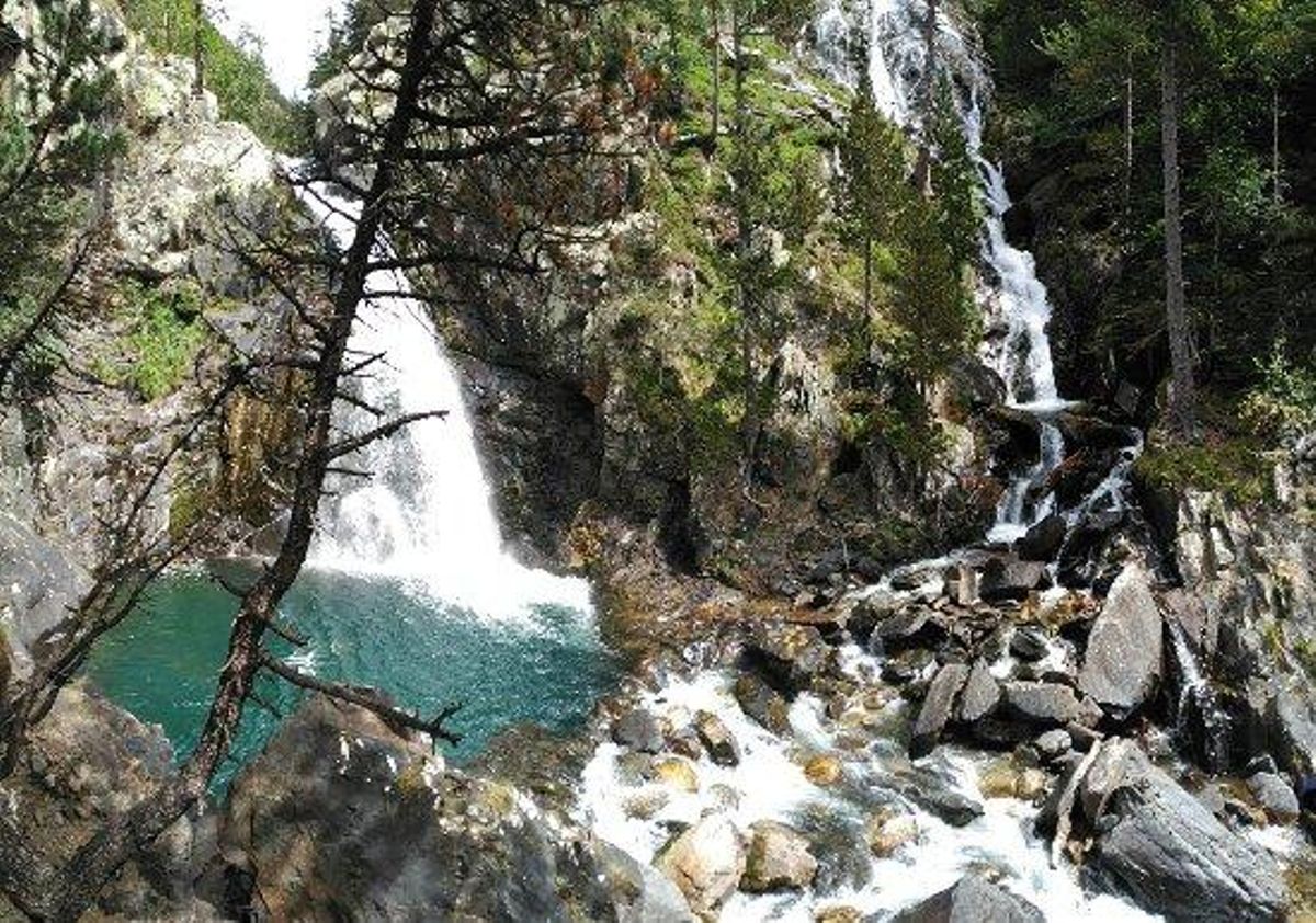 Cascadas de Gorgas de Alba, situadas en el valle de Benasque