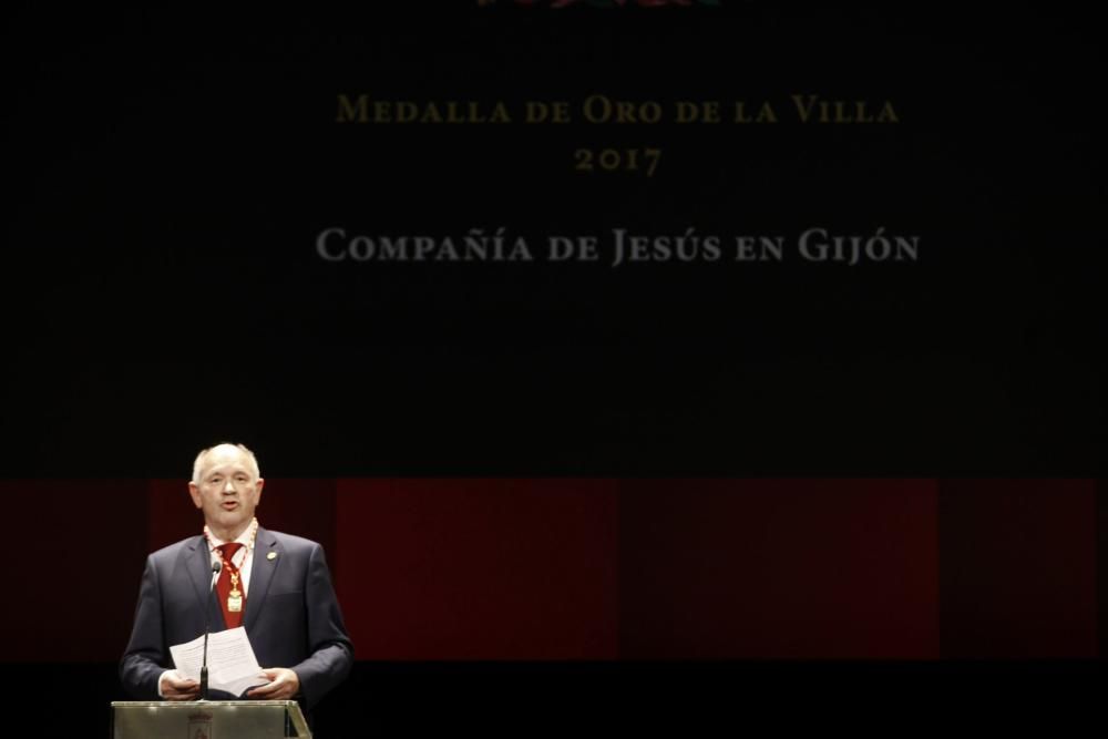 Entrega de medallas y distinciones de Gijón